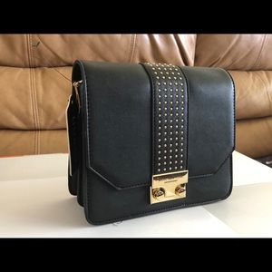 Andrew marc crossbody bag